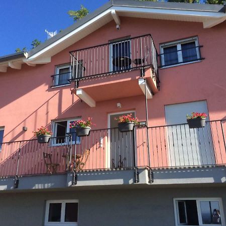 Casa Vacanze Como Брунате Екстериор снимка