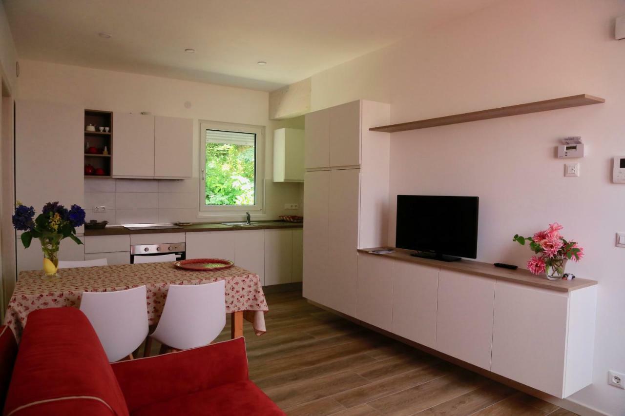 Casa Vacanze Como Брунате Екстериор снимка
